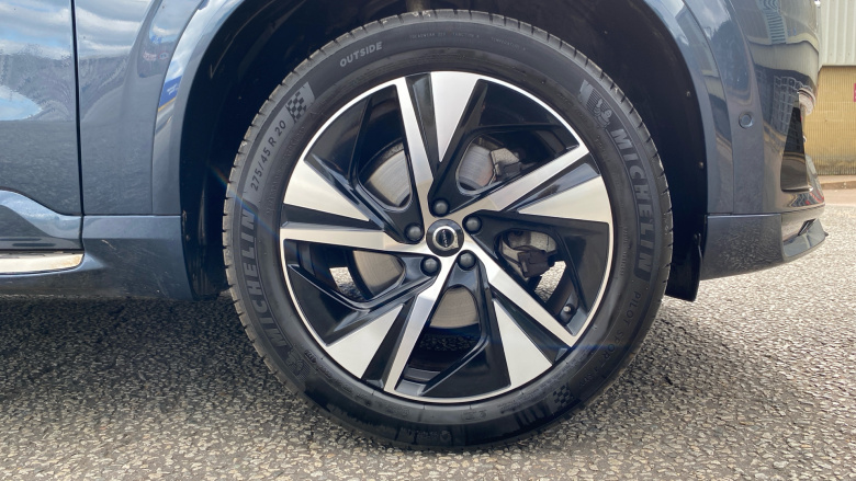 Volvo XC90 2.0 B5P [250] Plus Dark 5dr AWD Geartronic Petrol Estate